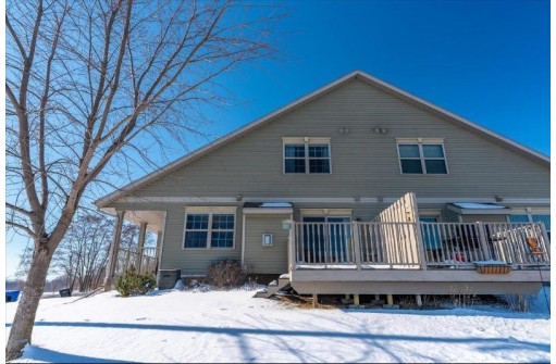 192 Lienke Rd, Fall River, WI 53932