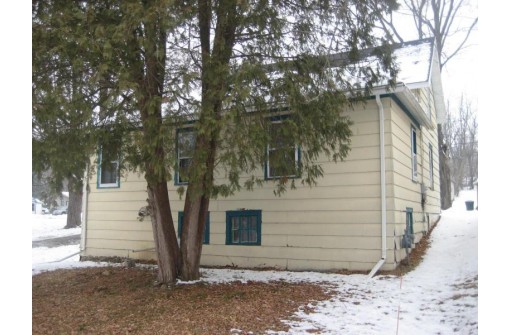 415 Kellogg St, Ripon, WI 54971