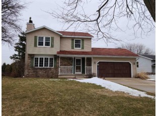 5812 Chesapeake Cir Fitchburg, WI 53719