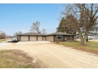 1326 S Read Rd Janesville, WI 53546-8722