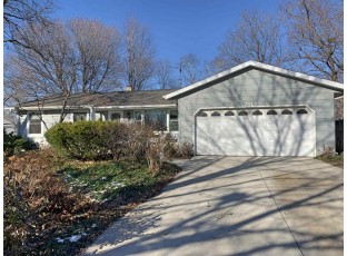 2112 Schaller St Janesville, WI 53546