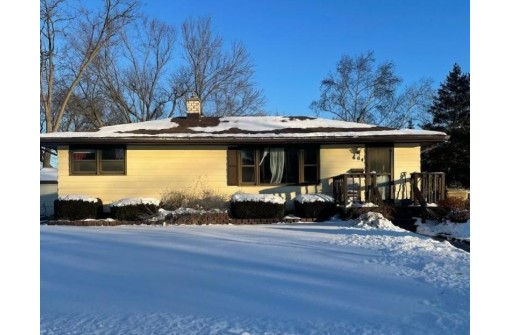 604 Acacia Ln, Madison, WI 53716