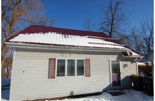 313 N Grove St, Richland Center, WI 53581