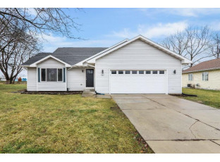 467 S Orchard St Janesville, WI 53548