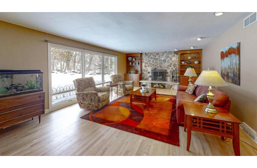 6410 Antietam Ln, Madison, WI 53705