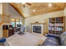 116 Fairbrook Dr, Waunakee, WI 53597