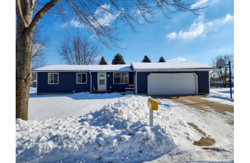 618 Farmer Ave, Tomah, WI 54660