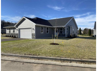 134 Bristle Way Edgerton, WI 53534