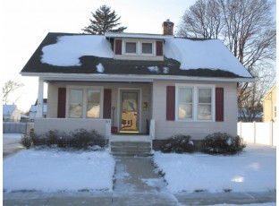 615 N Pine St Janesville, WI 53548