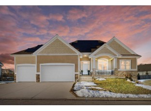 7750 Stonecrop Way DeForest, WI 53532