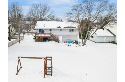 1904 Manchester Xing, Waunakee, WI 53597