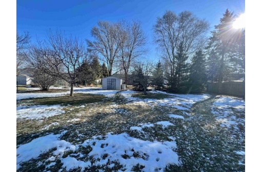 3313 Glenbarr Dr, Janesville, WI 53548-9166