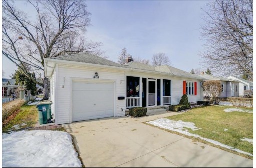 408 Hillcrest Dr, Sun Prairie, WI 53590-2221