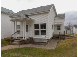 104 E Amelia St Cassville, WI 53806