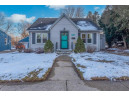 1327 Gartland Ave, Janesville, WI 53548