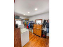 448 E Oak St, Juneau, WI 53039