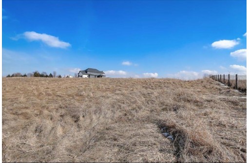 L14 Prairie Cir, Verona, WI 53593