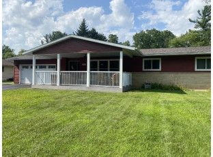 1225 Parkview Dr Tomah, WI 54660