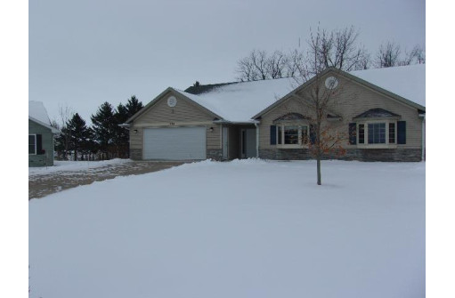 1465 Jody Cir 2465, Platteville, WI 53818-0000