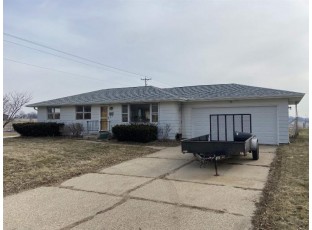 606 30th Ave Monroe, WI 53566-1936