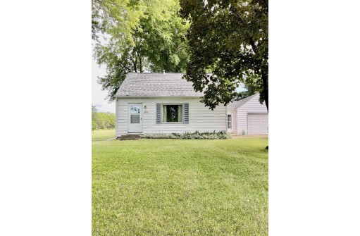 3204 W B-R Townline Rd, Beloit, WI 53511-9010