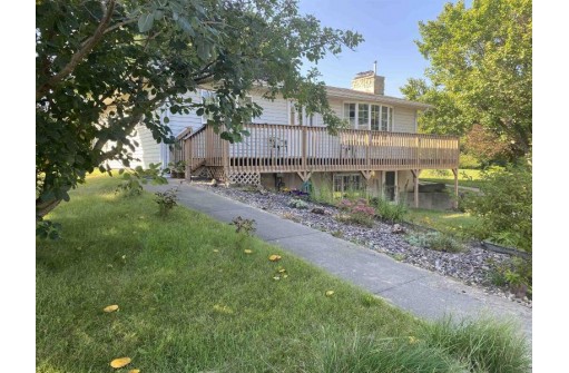 W8998 County Road A, New Lisbon, WI 53950