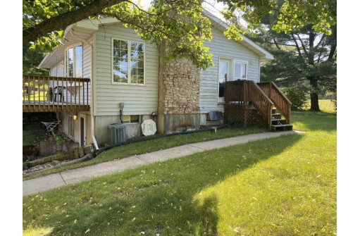 W8998 County Road A, New Lisbon, WI 53950