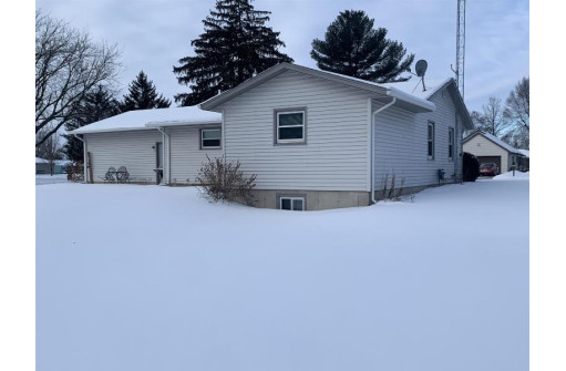 106 E 3rd Ave, Brodhead, WI 53520