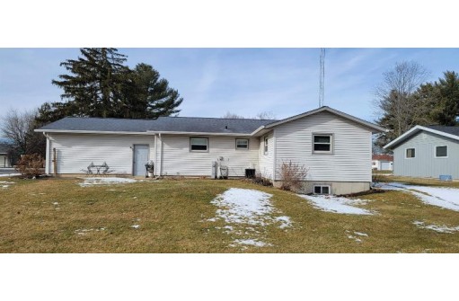 106 E 3rd Ave, Brodhead, WI 53520