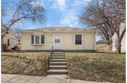 19 Craig Ave, Madison, WI 53705