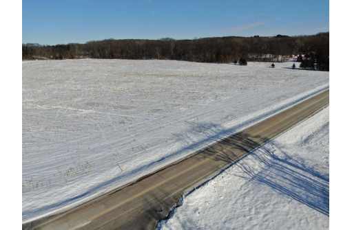 20AC County Road X, Portage, WI 53901