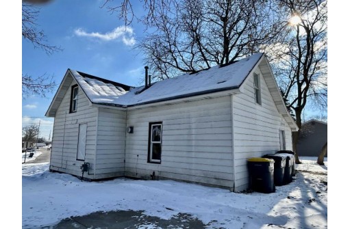 107 Clark St, Tomah, WI 54660