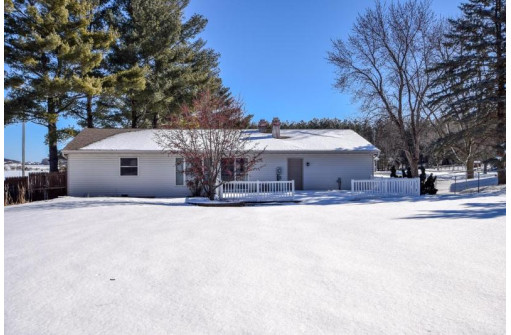 4671 Stonewood Dr, Middleton, WI 53562