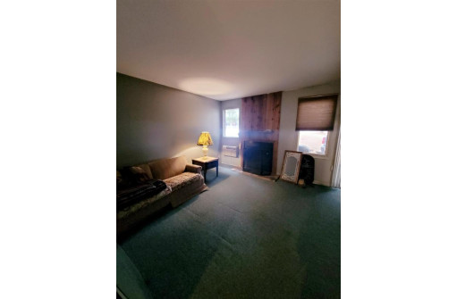 9 Balsam Tr, Wisconsin Dells, WI 53965