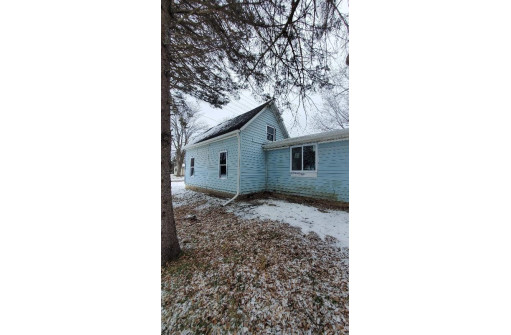 533 W State St, New Lisbon, WI 53950