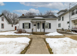 385 Rockport Rd Janesville, WI 53548