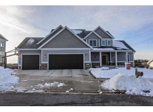 515 North Ridge Dr Waunakee, WI 53597