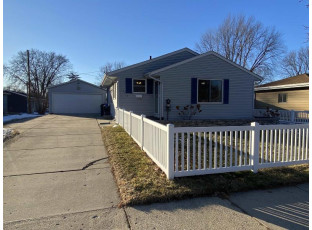 2212 S Palm St Janesville, WI 53546