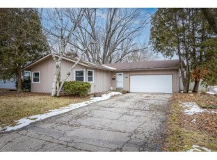 2202 Ravenswood Road Madison, WI 53711