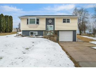 609 Jamie St Dodgeville, WI 53533