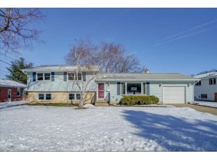 316 Meadow Ln DeForest, WI 53532