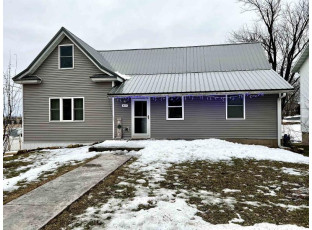 419 Wisconsin Street Linden, WI 53553-9755