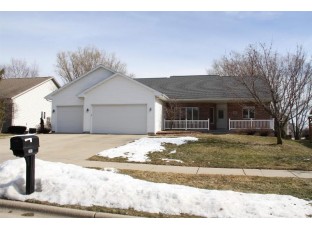 383 N Westmount Dr Sun Prairie, WI 53590