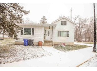 549 Manning St Columbus, WI 53925