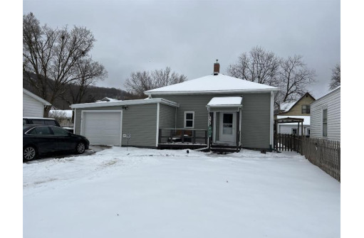 373 S Park St, Richland Center, WI 53581