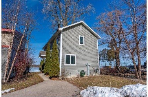 4378 S Jordan Dr 1, McFarland, WI 53558