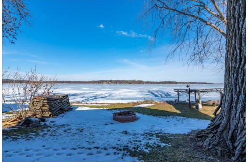 4378 S Jordan Dr 1, McFarland, WI 53558