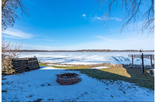 4378 S Jordan Dr 1, McFarland, WI 53558