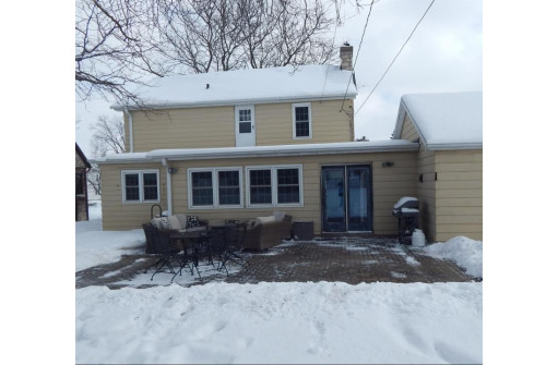 414 S Grove St, Waupun, WI 53963