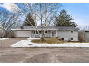 415 Park View Dr Mount Horeb, WI 53572